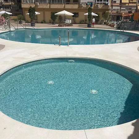 Relax By Bajondillo Apartman